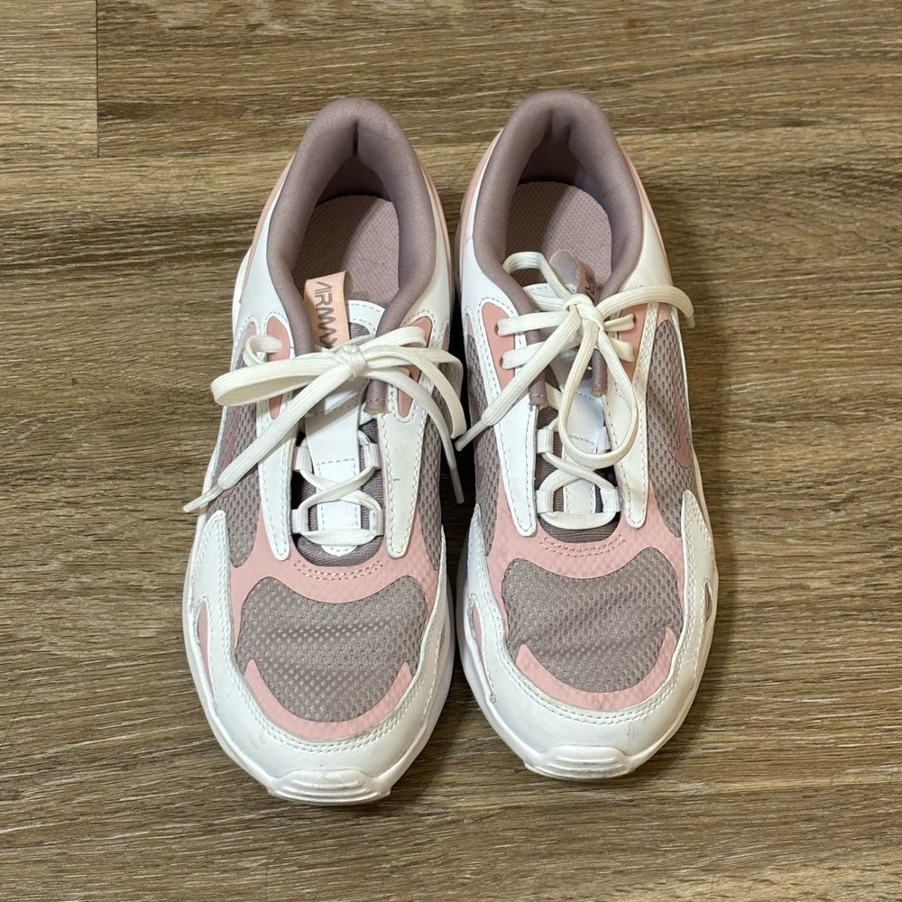 Nike AirMax Tennis Shoes
